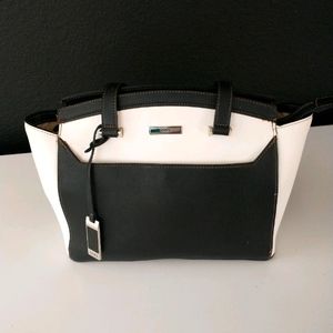 Chaps shoulder bag